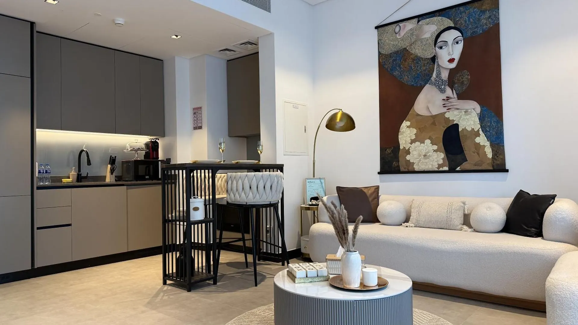 Canal View Apartment In Vibrant Business Bay Dubai 0*,  United Arab Emirates